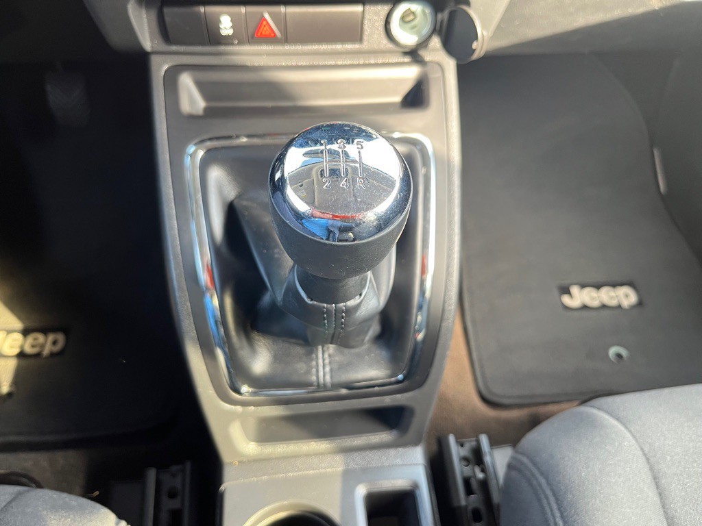 2015 Jeep Patriot Image 13