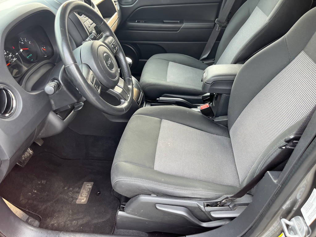 2012 Jeep Patriot Image 10