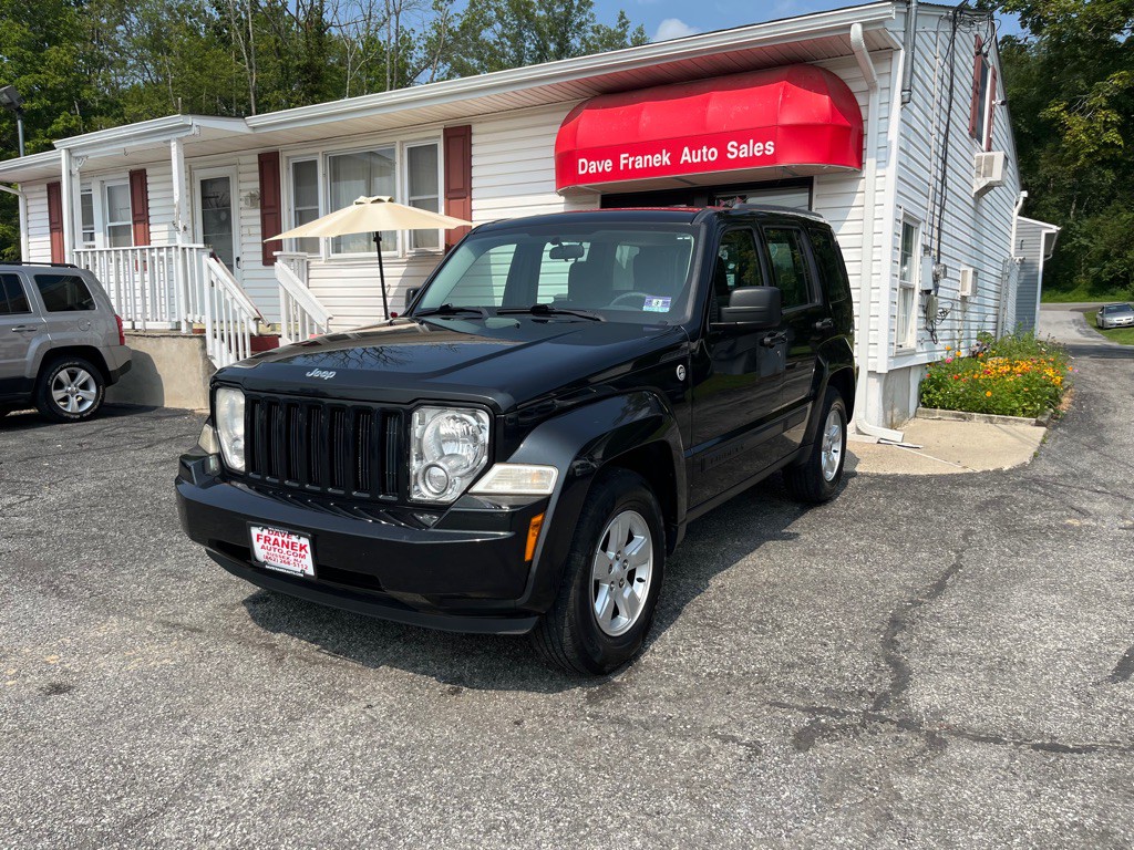 2009 Jeep Liberty Image 1