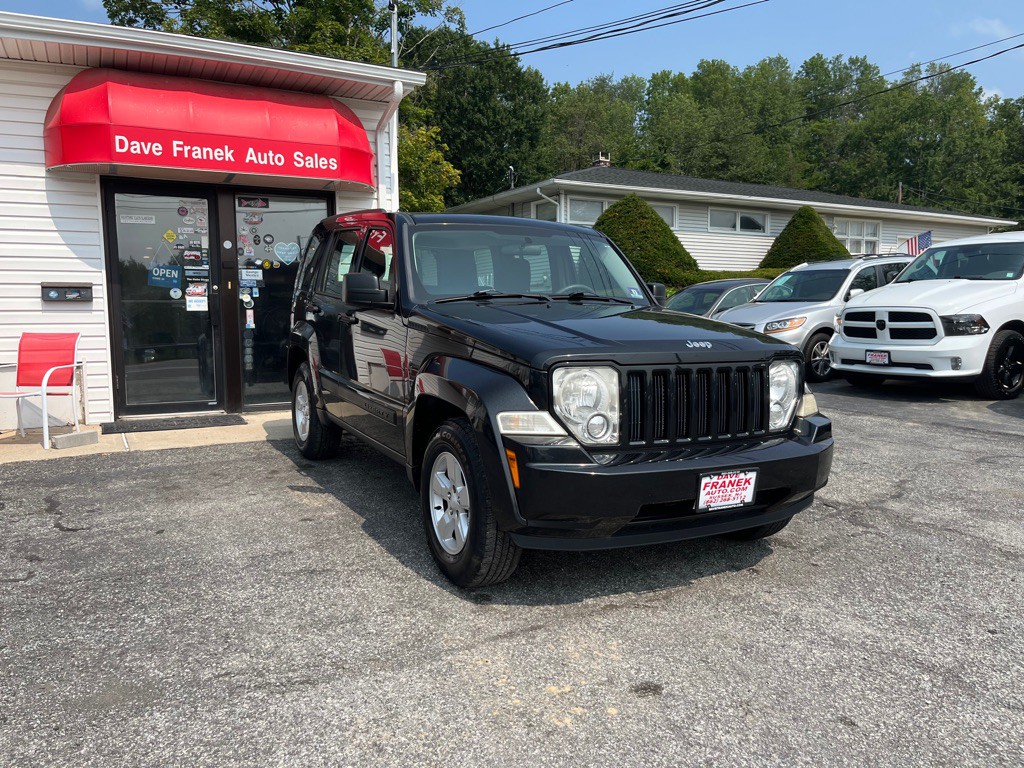 2009 Jeep Liberty Image 2