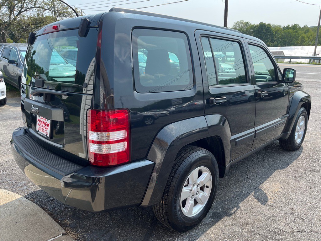 2009 Jeep Liberty Image 5
