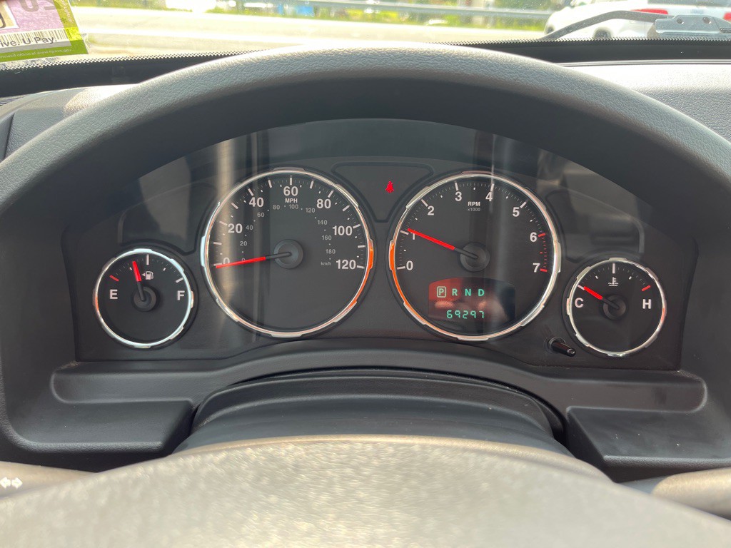 2009 Jeep Liberty Image 14