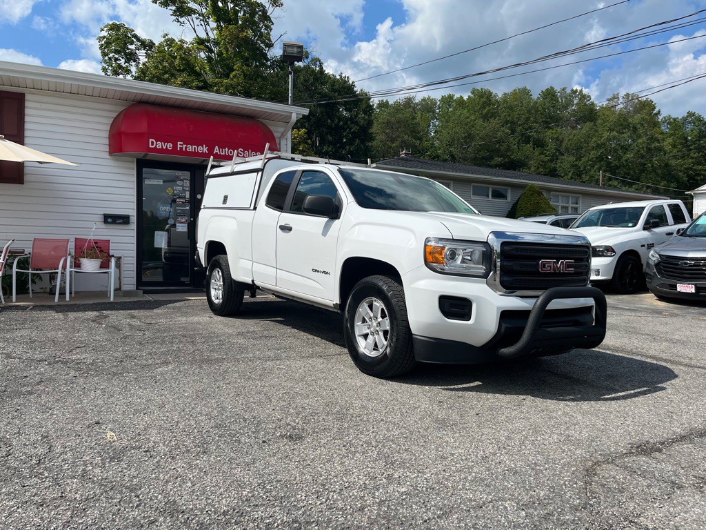 2018 GMC Canyon Image 2