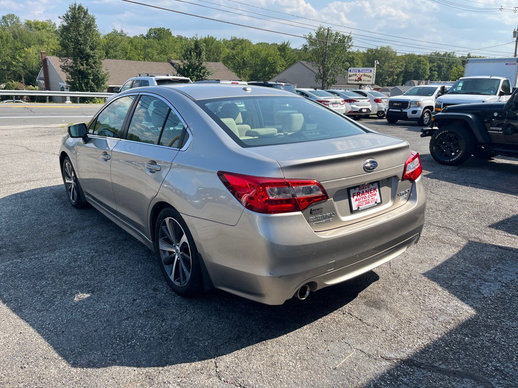 2015 Subaru Legacy Image 7