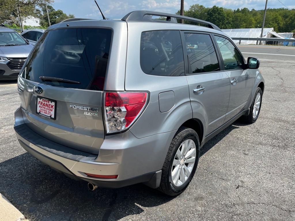 2011 Subaru Forester Image 6