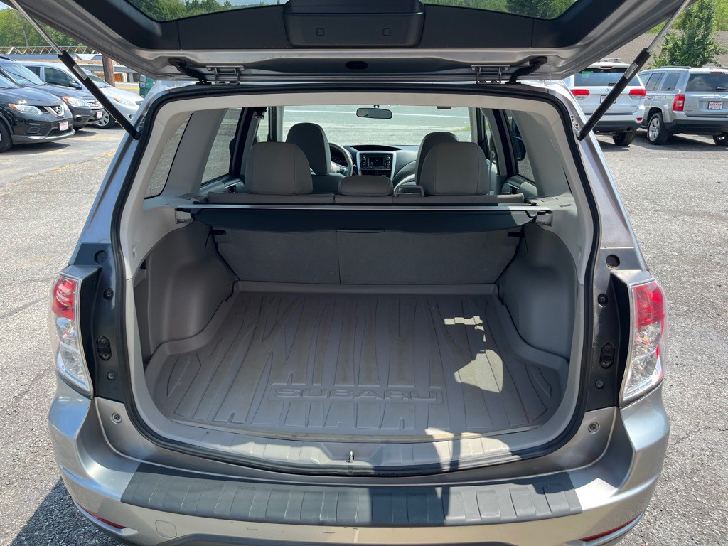 2011 Subaru Forester Image 7