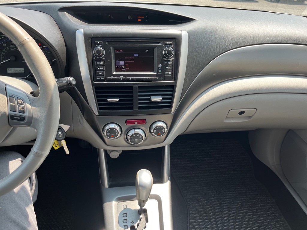 2011 Subaru Forester Image 14