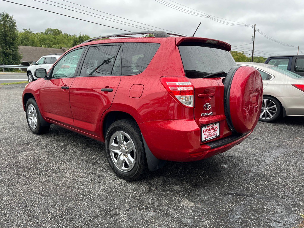 2011 Toyota Rav4 Image 8