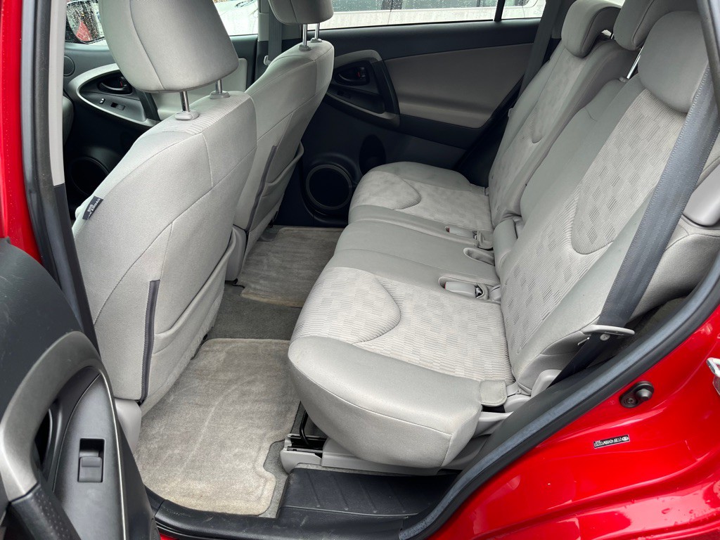 2011 Toyota Rav4 Image 10