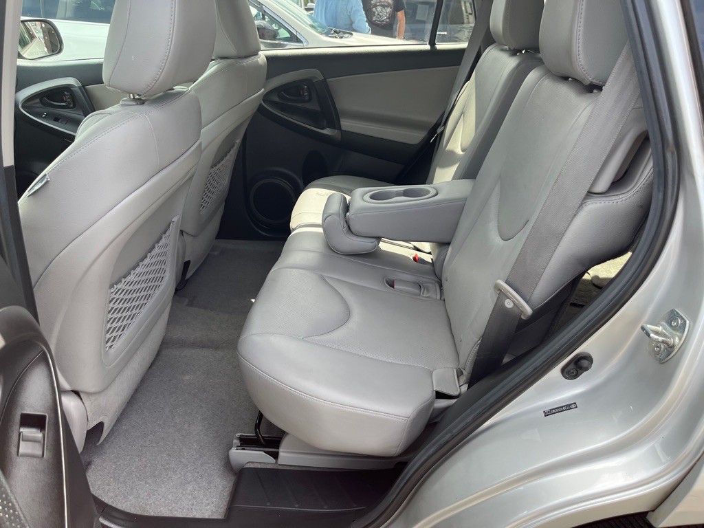 2012 Toyota Rav4 Image 10