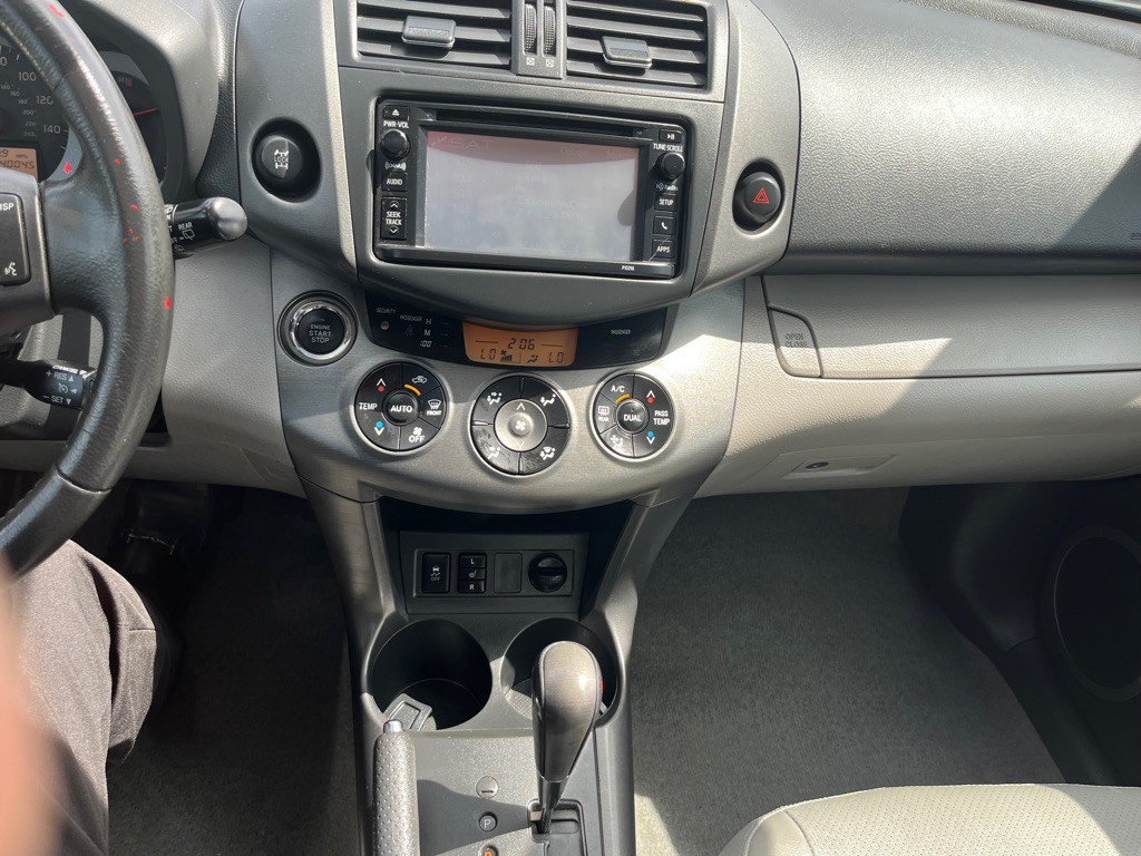 2012 Toyota Rav4 Image 13