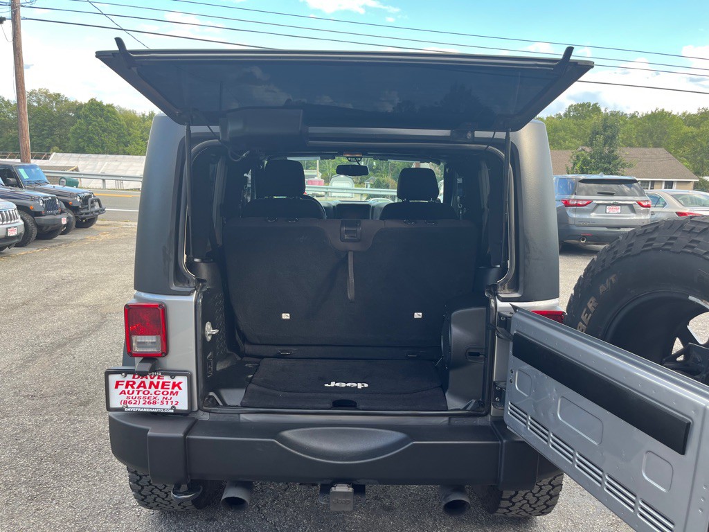 2014 Jeep Wrangler Image 4