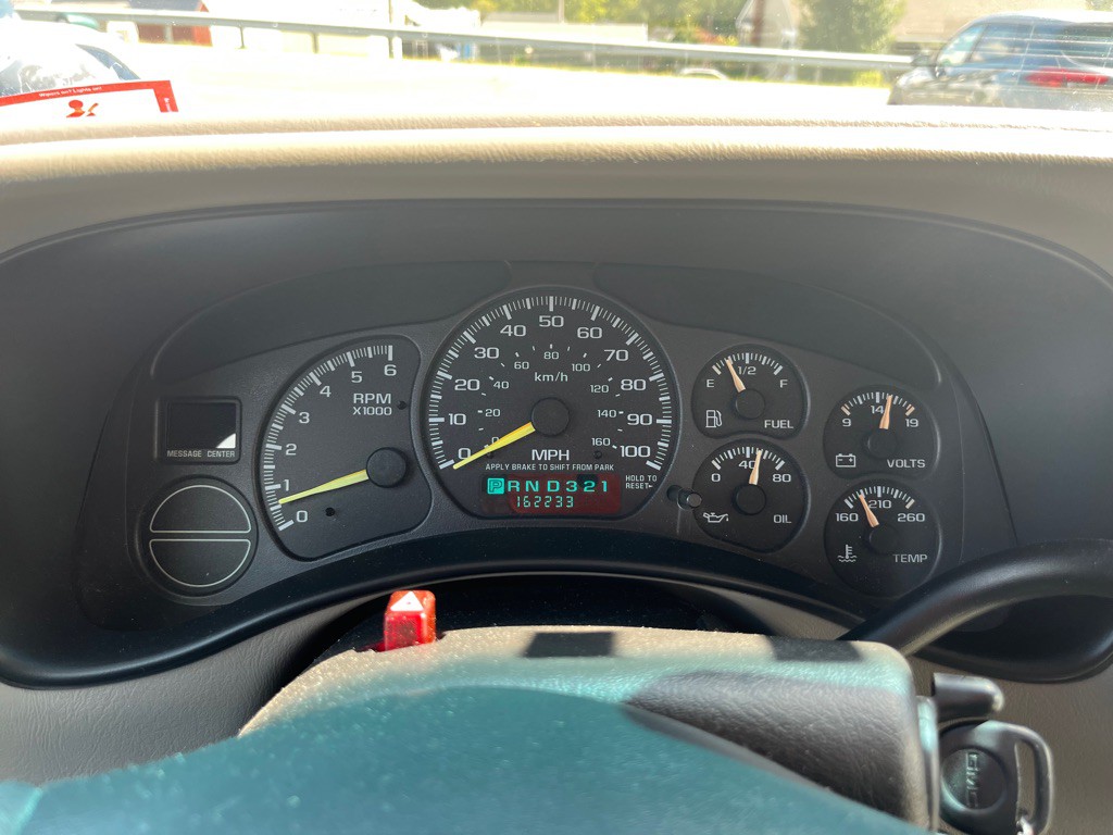 2001 GMC Yukon Image 17