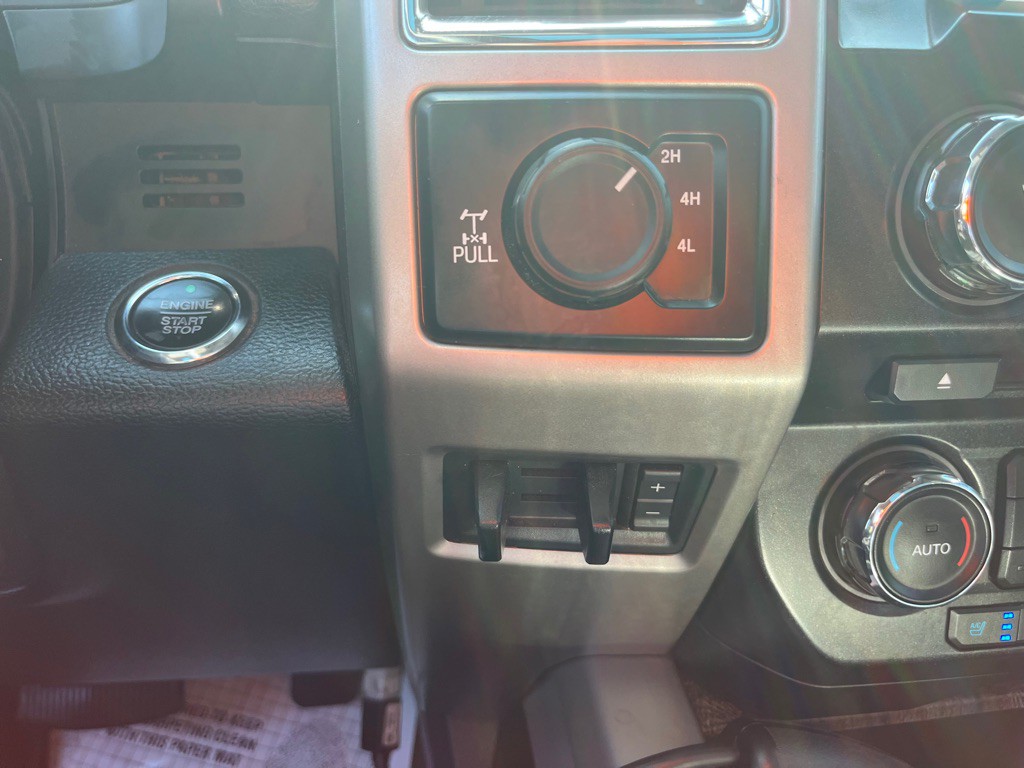 2017 Ford F-250 Image 24