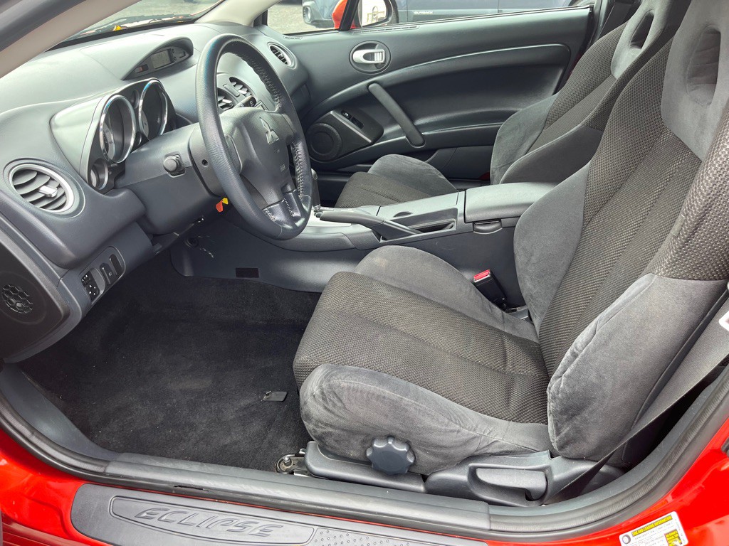 2008 Mitsubishi Eclipse Image 9