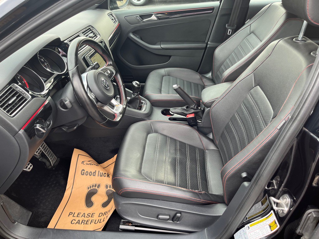 2017 Volkswagen Jetta Image 11