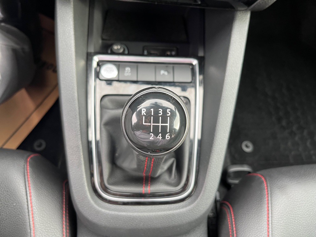 2017 Volkswagen Jetta Image 14