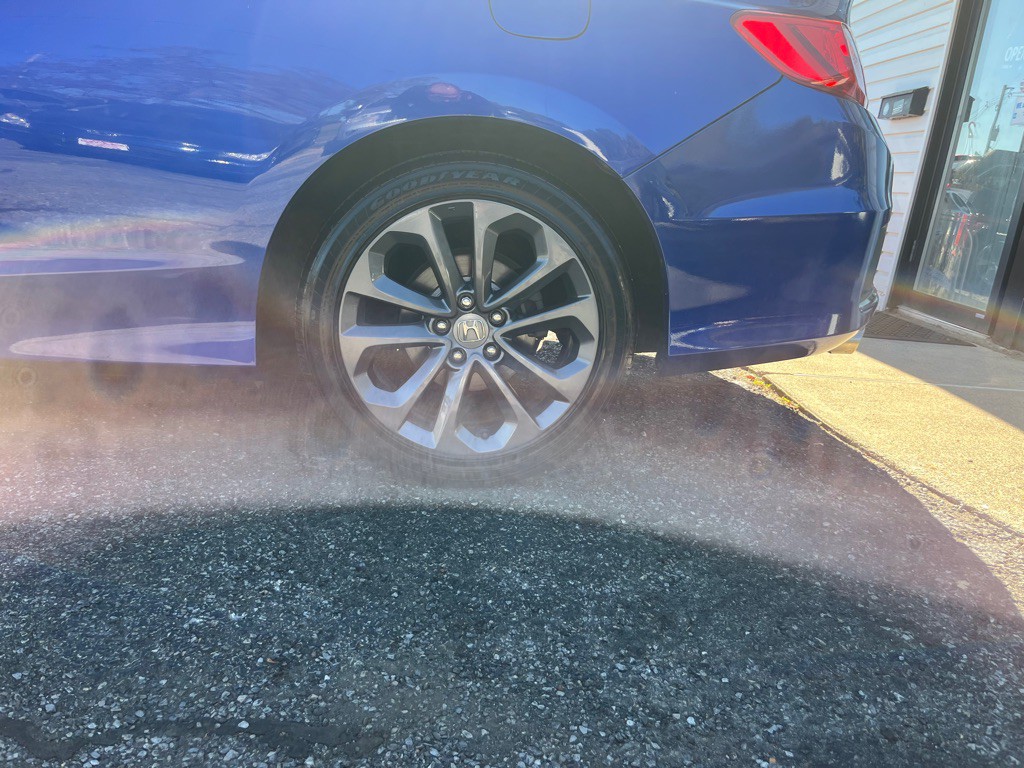 2013 Honda Accord Image 9