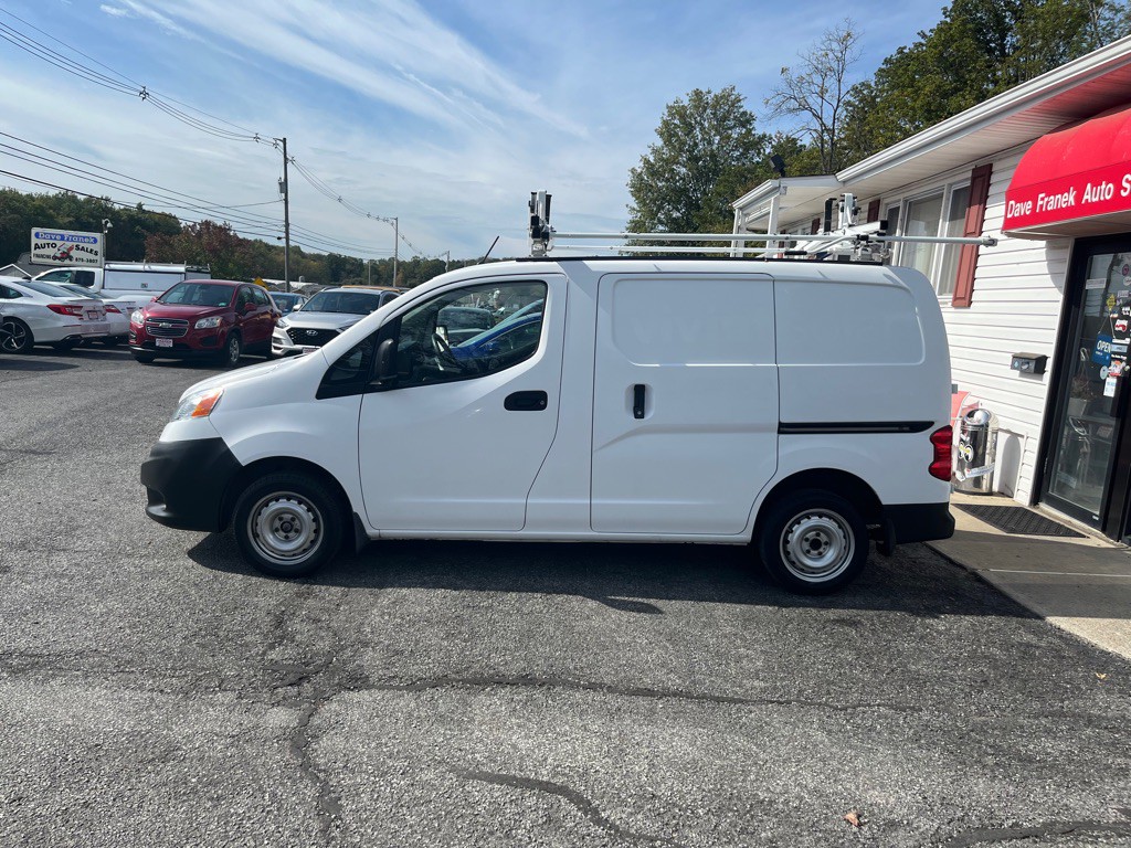 2015 Nissan NV200 Image 5