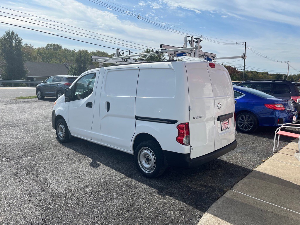 2015 Nissan NV200 Image 6