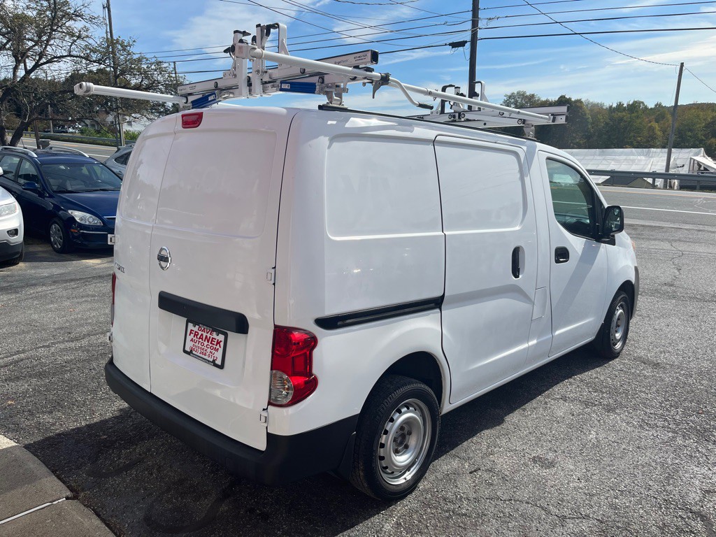2015 Nissan NV200 Image 7