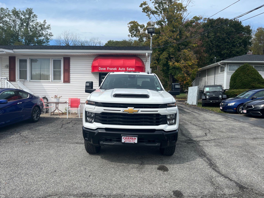 2024 Chevrolet Silverado 1500 Image 3