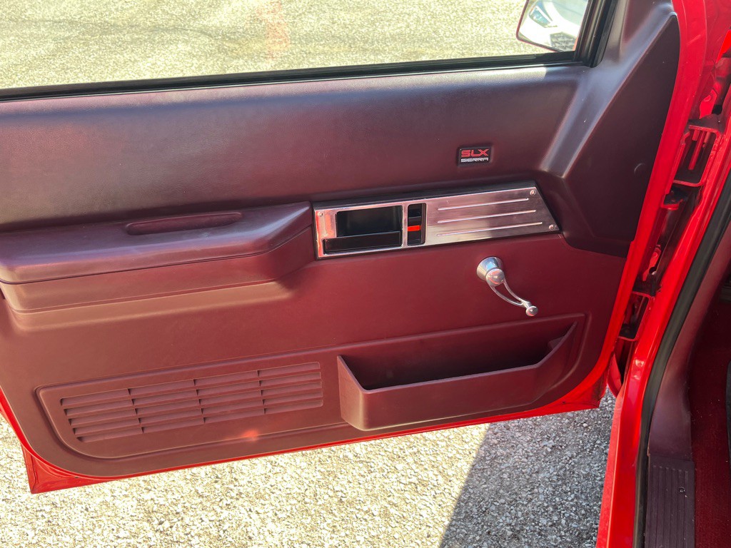 1988 GMC Sierra 1500 Image 22