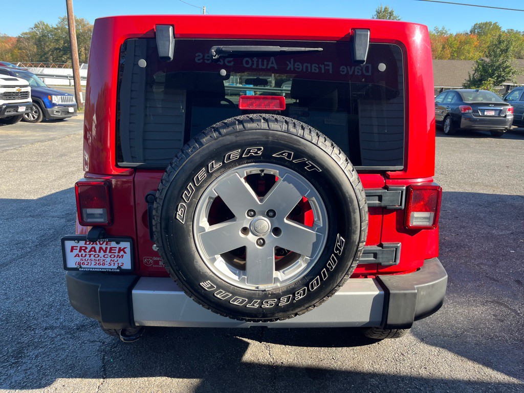 2011 Jeep Wrangler Unlimited Image 7