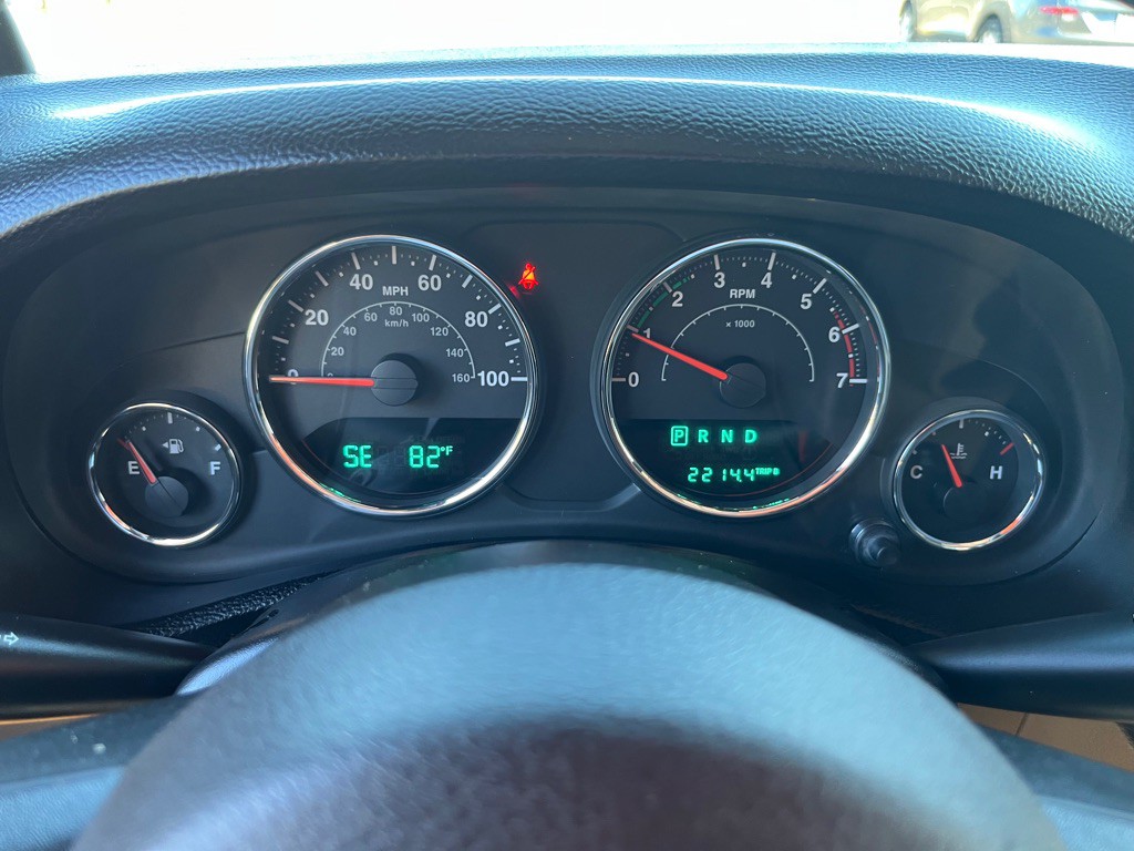 2011 Jeep Wrangler Unlimited Image 15