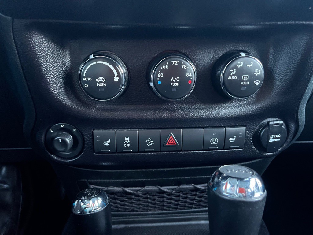 2017 Jeep Wrangler Unlimited Image 15