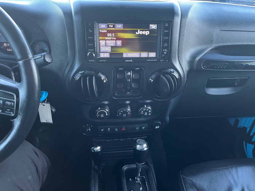2017 Jeep Wrangler Unlimited Image 16