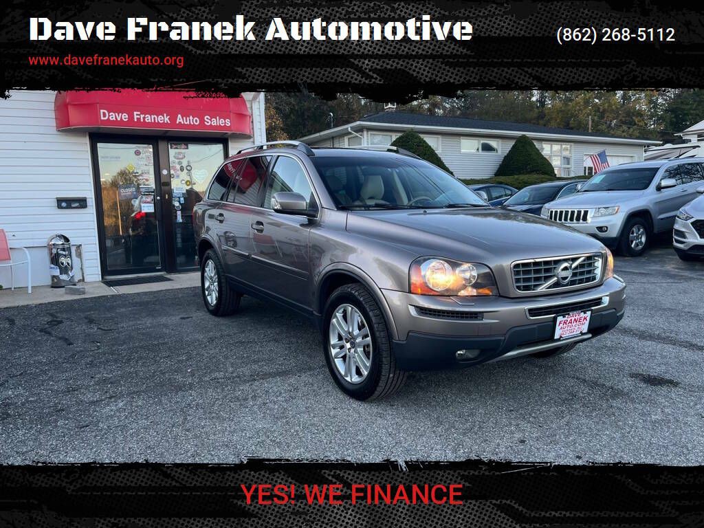2010 Volvo XC90 Image 1