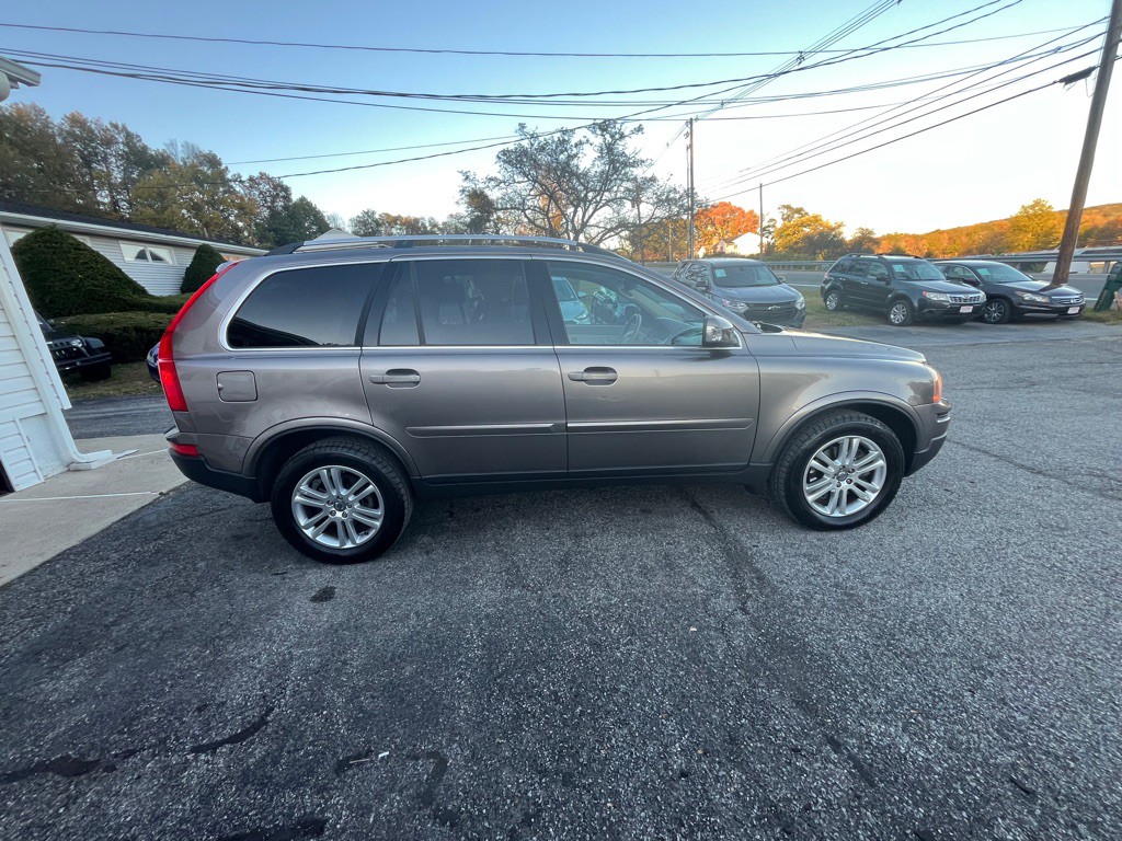 2010 Volvo XC90 Image 5