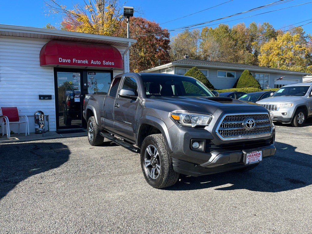 2016 Toyota Tacoma Image 3