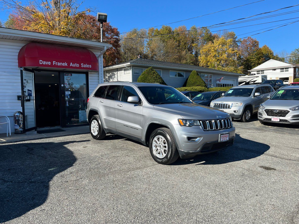 2018 Jeep Grand Cherokee Image 2