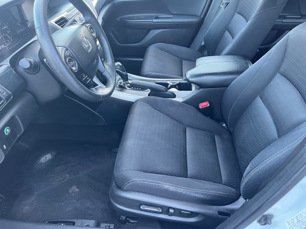 2015 Honda Accord Image 10