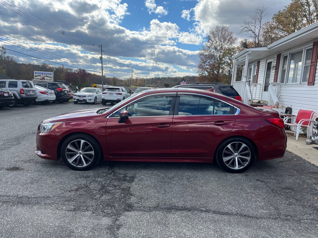 2017 Subaru Legacy Image 7