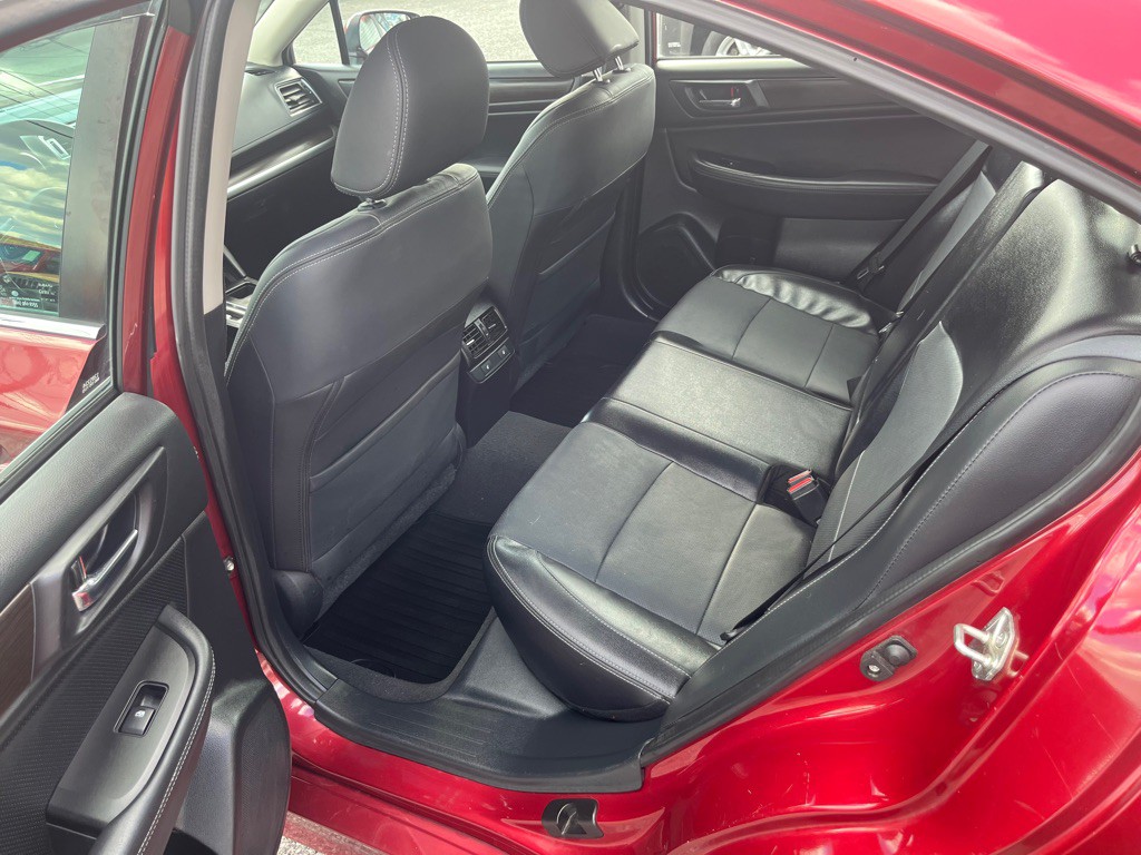 2017 Subaru Legacy Image 10