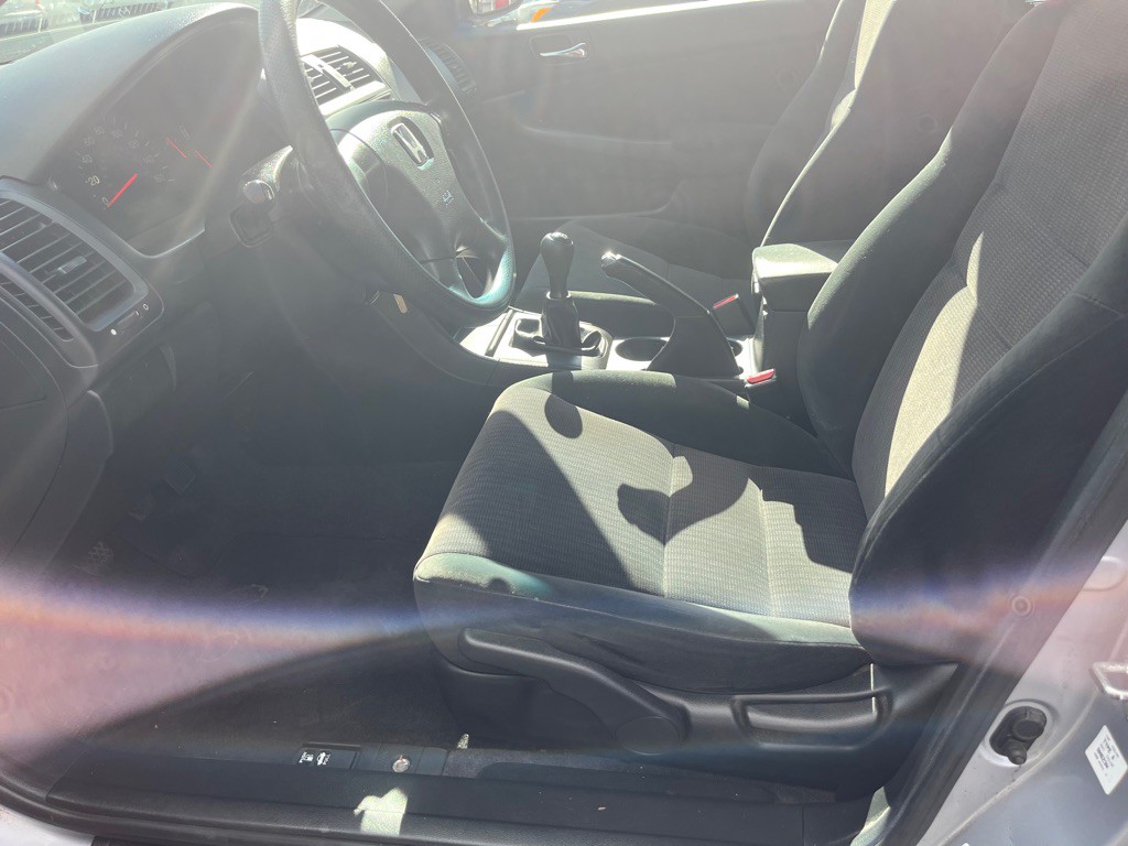 2004 Honda Accord Image 11