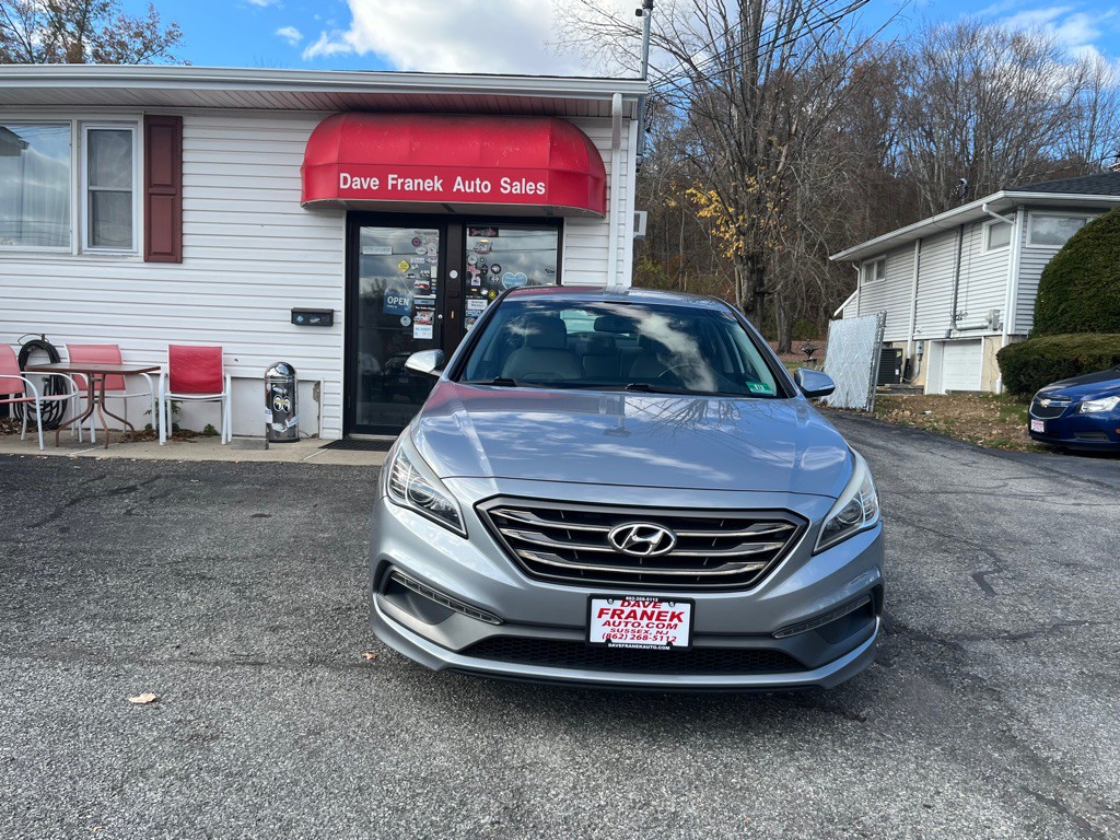 2015 Hyundai Sonata Image 4