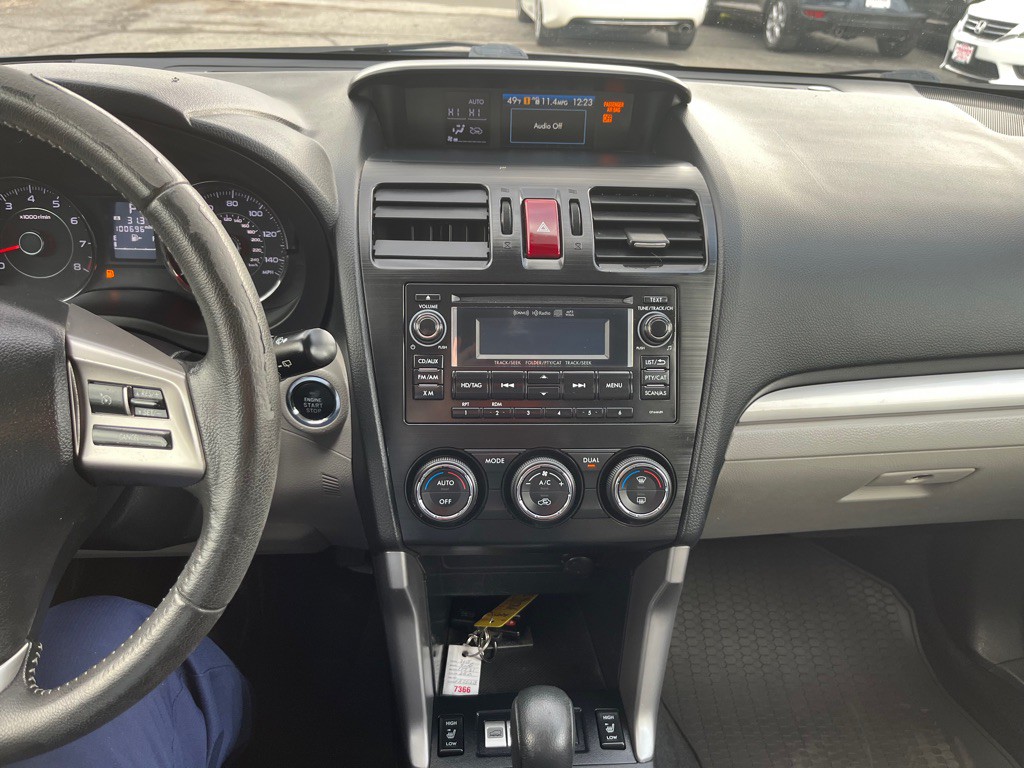 2015 Subaru Forester Image 15