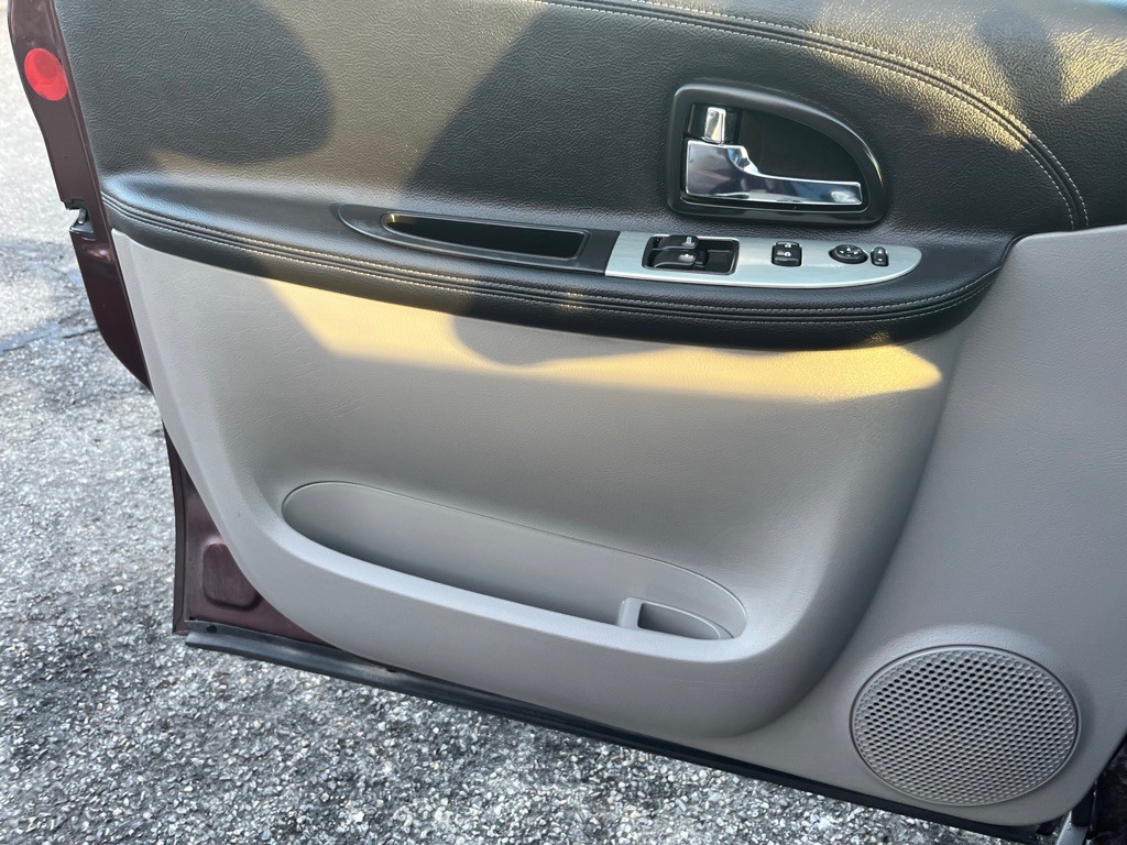 2008 Pontiac Montana Image 10