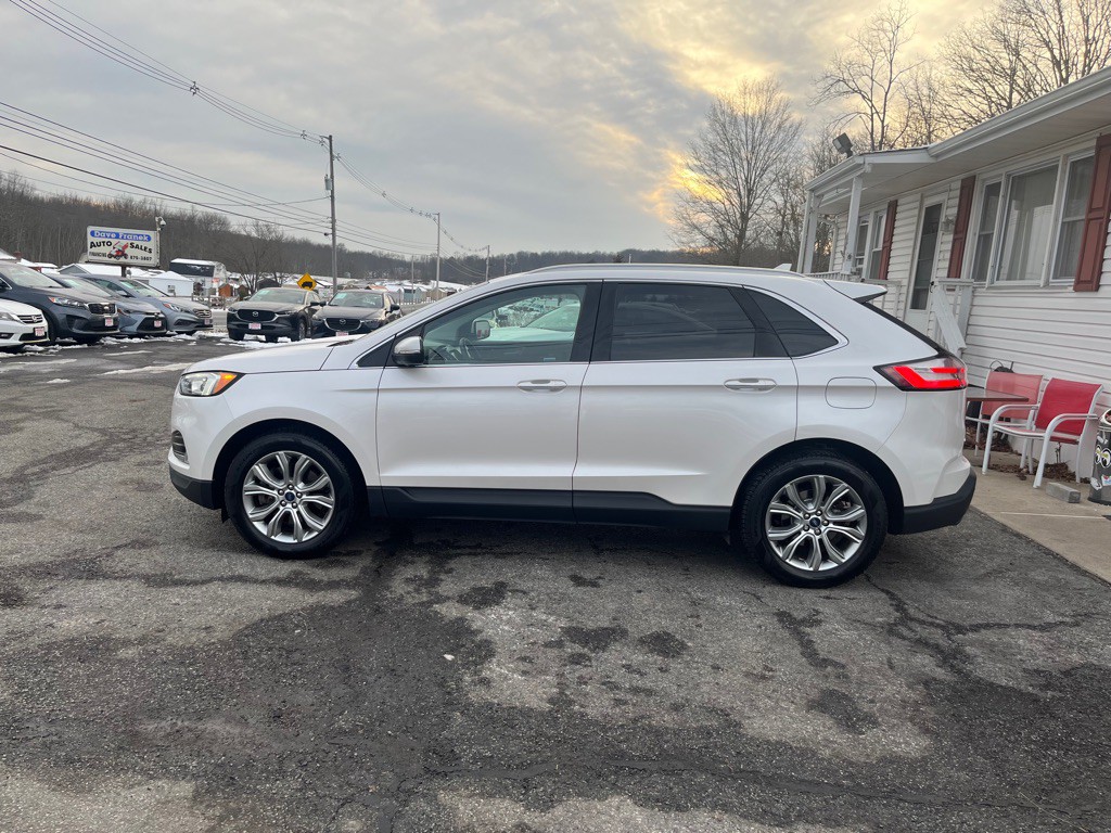 2019 Ford Edge Image 5