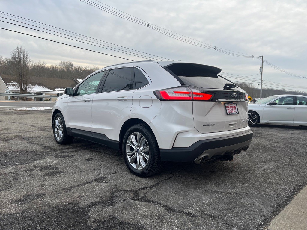 2019 Ford Edge Image 6