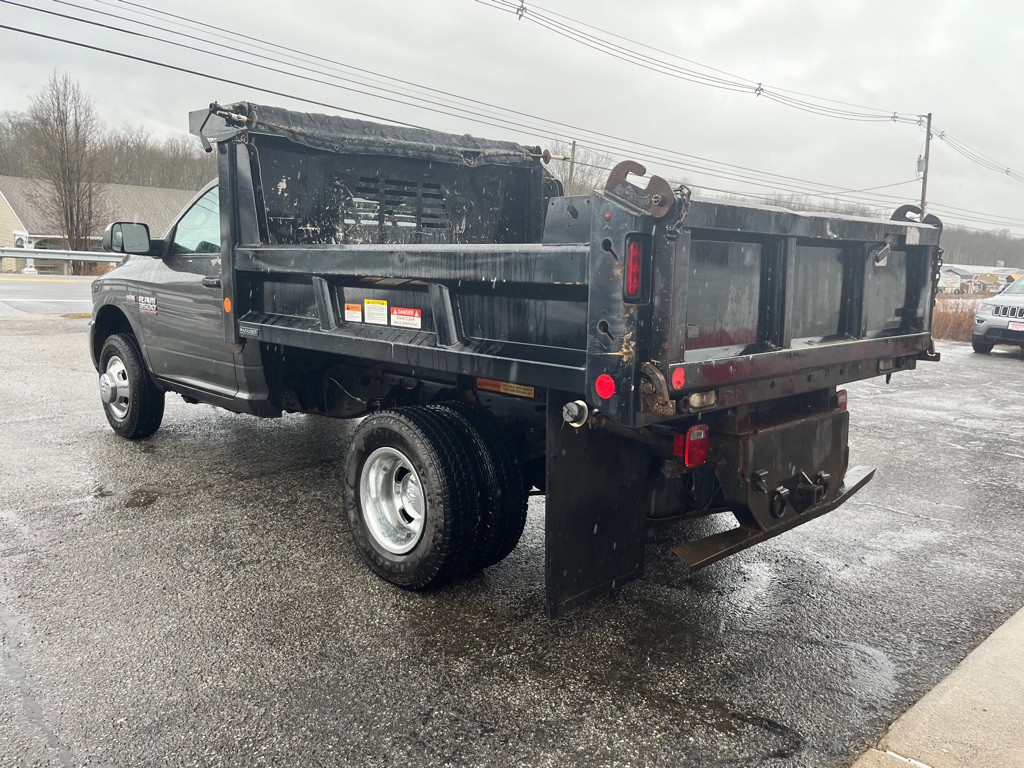 2018 RAM 3500 Image 7