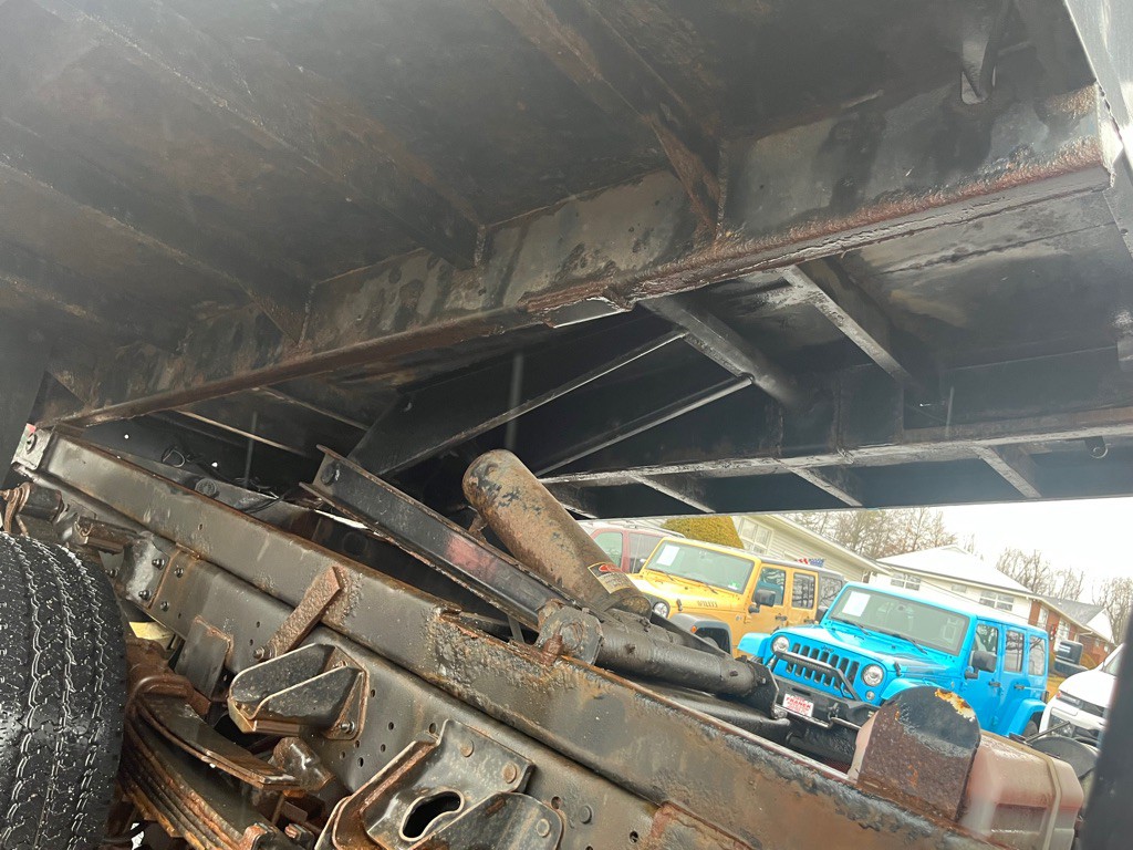 2018 RAM 3500 Image 9