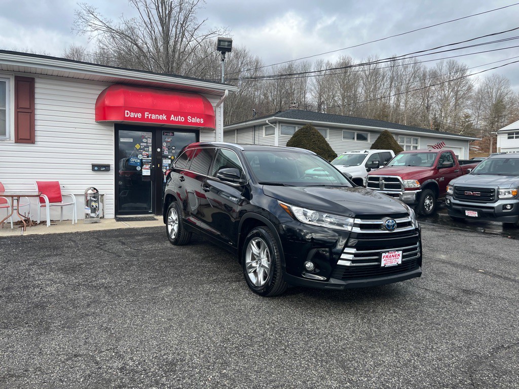2017 Toyota Highlander Image 2