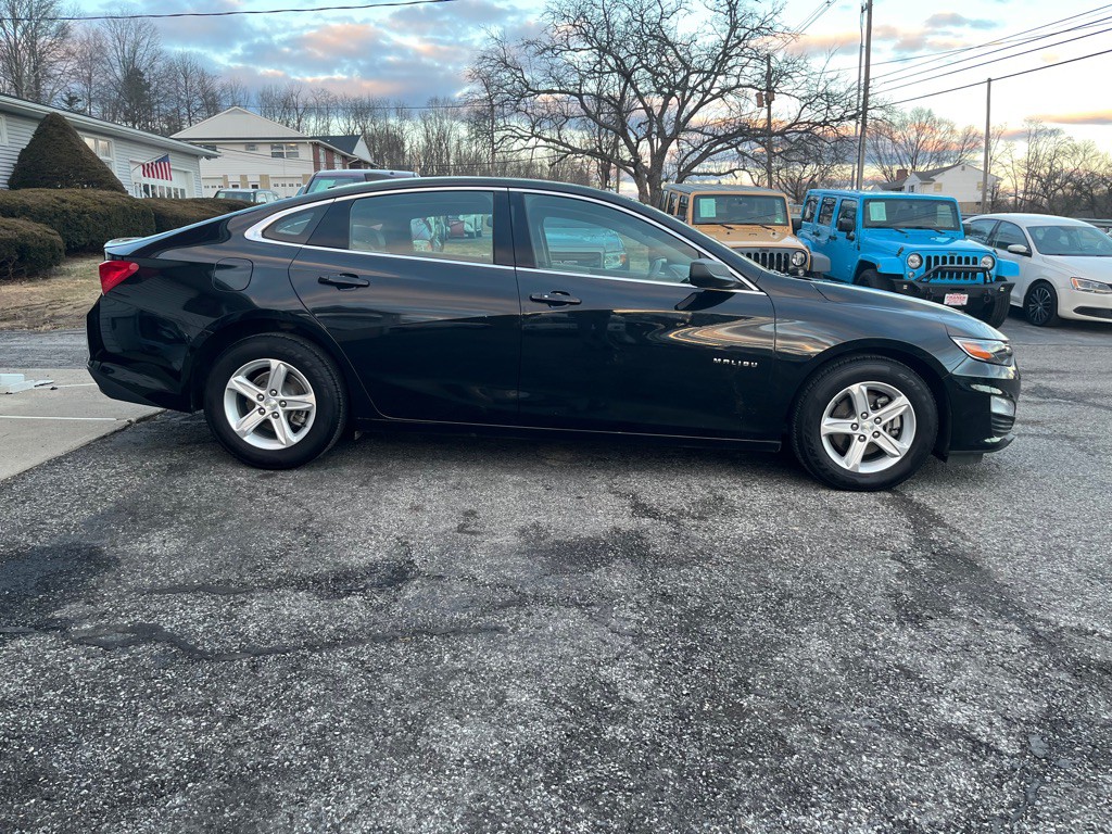 2019 Chevrolet Malibu Image 5