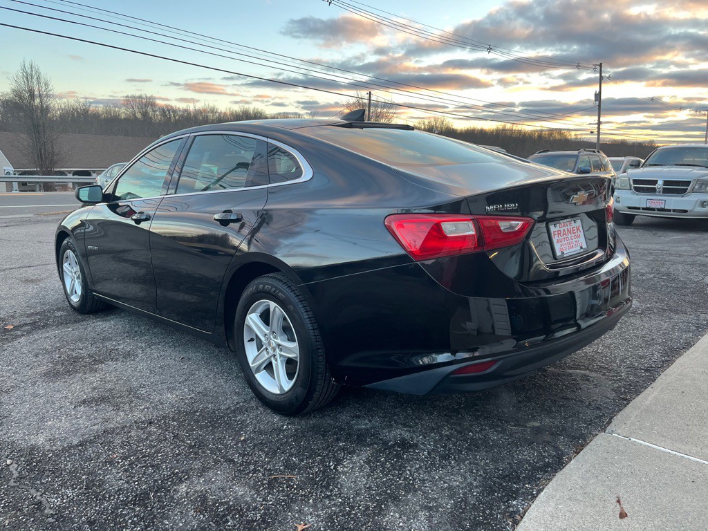 2019 Chevrolet Malibu Image 8