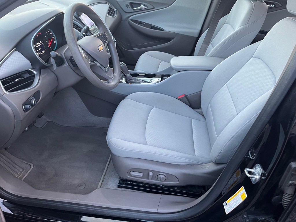 2019 Chevrolet Malibu Image 11